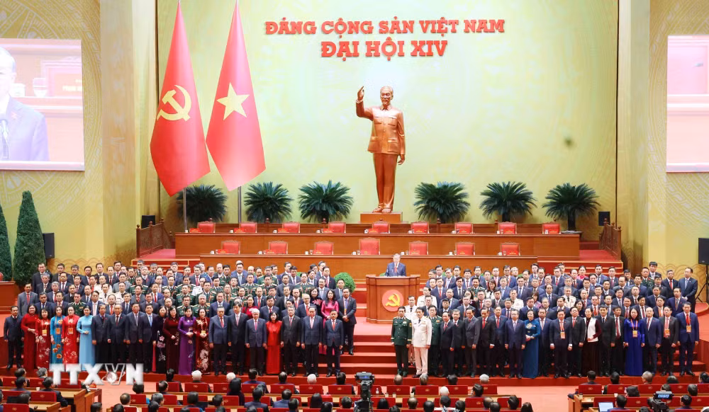 ttxvn-be-mac-dai-hoi-xiv-cua-dang-23-6.jpg
