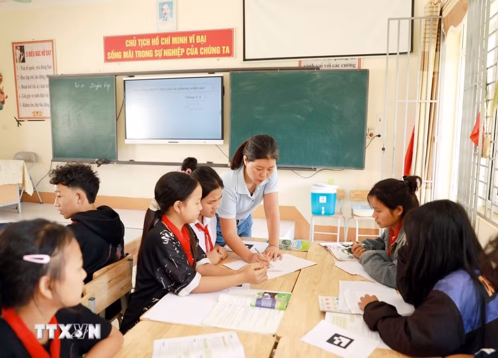 ttxvn-giao-vien-2305-2.jpg