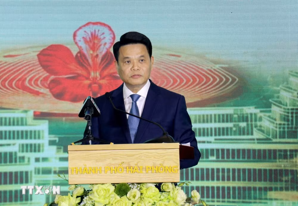 ttxvn-cong-bo-cac-quyet-dinh-cua-thu-tuong-ve-khu-kinh-te-va-khoi-dong-khu-thuong-mai-tu-do-hai-phong-3.jpg
