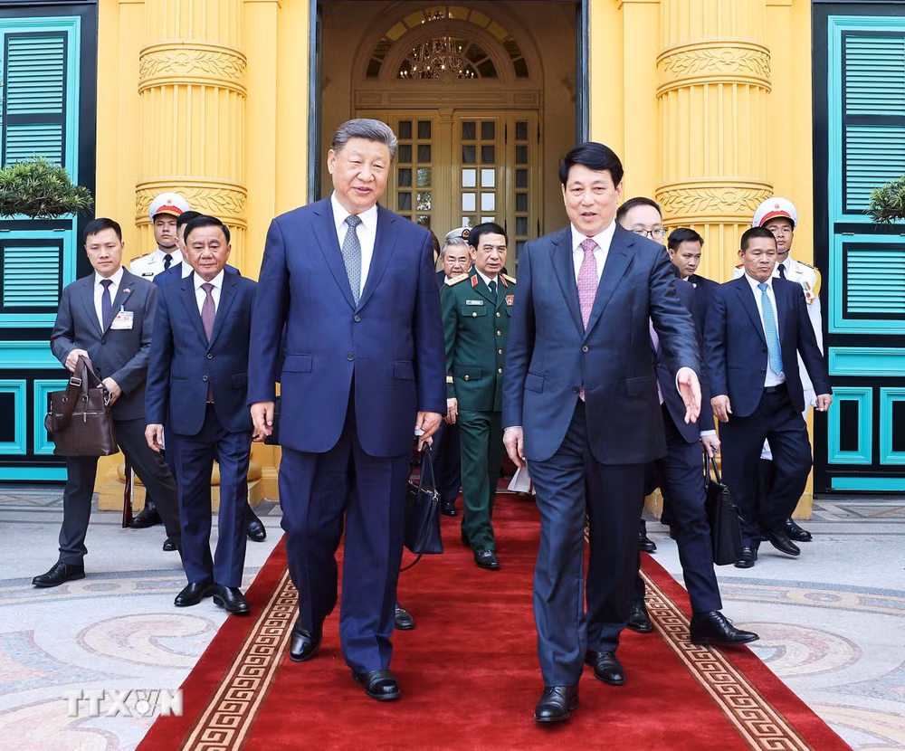 ttxvn-chu-tich-nuoc-luong-cuong-tien-tong-bi-thu-chu-tich-nuoc-trung-quoc-tap-can-binh-1504-1.jpg