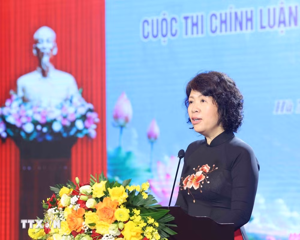 ttxvn-le-tong-ket-vao-trao-giai-cuoc-thi-chinh-luan-ve-bao-ve-nen-tang-tu-tuong-cua-dang-nam-2026-1607-3.jpg