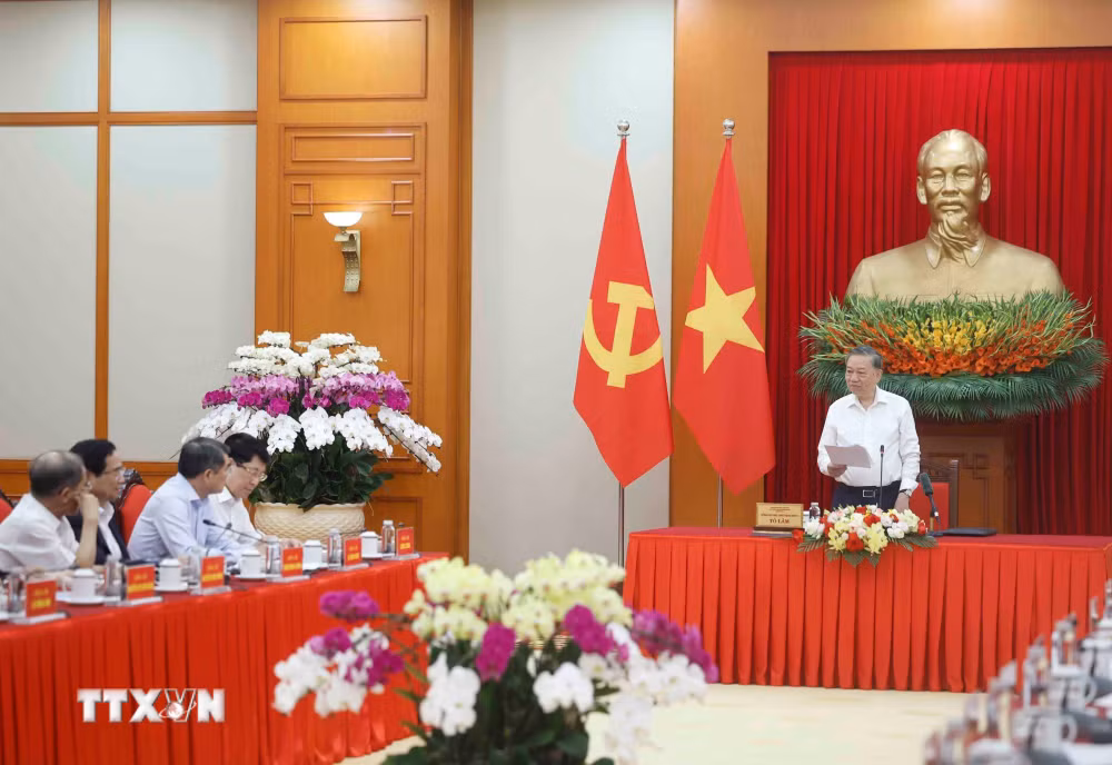 Tổng kết 100 năm Đảng lãnh đạo cách mạng Việt Nam: Phải trả lời được những câu hỏi lớn- Ảnh 2.