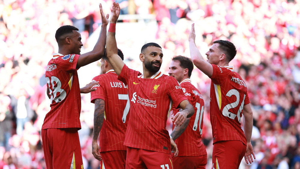 Liverpool vô địch Premier League, san bằng Man Utd | Vietnam+ (VietnamPlus)