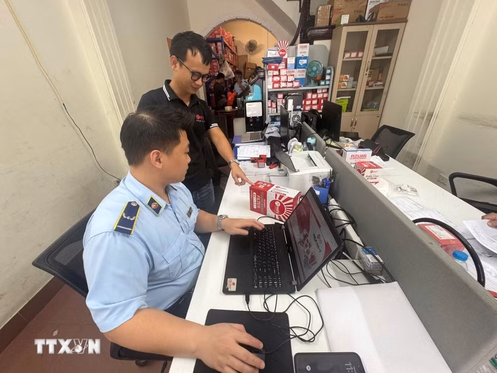 ttxvn-ha-noi-phat-hien-hon-53600-phu-tung-o-to-co-nhieu-dau-hieu-vi-pham-1408-2.jpg