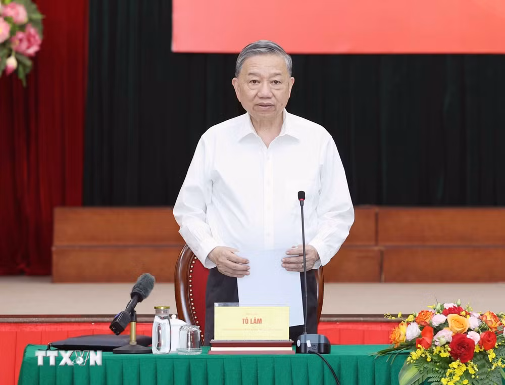 ttxvn-tong-bi-thu-to-lam-lam-viec-voi-ban-to-chuc-trung-uong-2705-2.jpg
