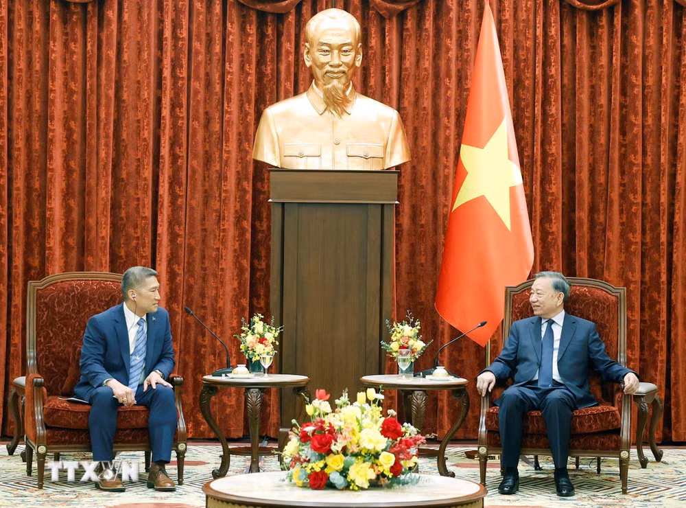 Tổng Bí thư, Chủ tịch nước tiếp Quyền Bộ trưởng Hải quân Hoa Kỳ- Ảnh 2.