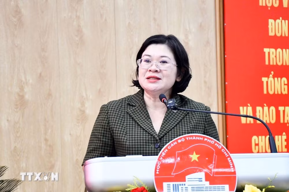 ttxvn-hoi-thao-ve-tich-hop-noi-dung-bao-ve-nen-tang-tu-tuong-cua-dang-vao-chuong-trinh-dao-tao-trung-cap-ly-luan-chinh-tri-0304-3.jpg