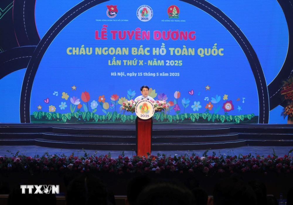 Chủ tịch nước Lương Cường phát biểu. (Ảnh: Lâm Khánh/TTXVN) ttxvn-chu-tich-nuoc-luong-cuong-du-le-tuyen-duong-chau-ngoan-bac-ho-toan-quoc-lan-thu-x-nam-2025-10.jpg