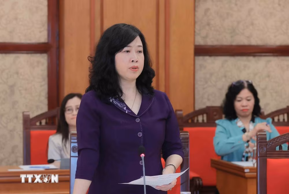 ttxvn-thuong-truc-ban-bi-thu-trung-uong-dang-lam-viec-voi-ban-thuong-vu-dang-uy-bo-y-te-10-2.jpg