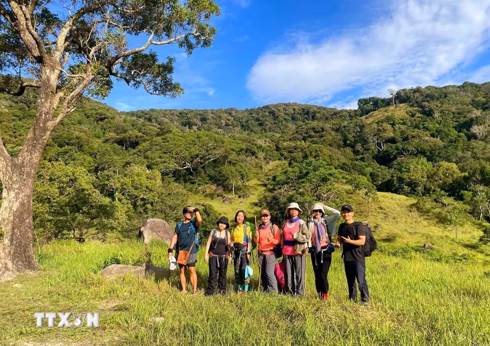 ttxvn-du-lich-trai-nghiem-thien-nhien-thu-hut-du-khach-den-ninh-thuan-2703-2.jpg