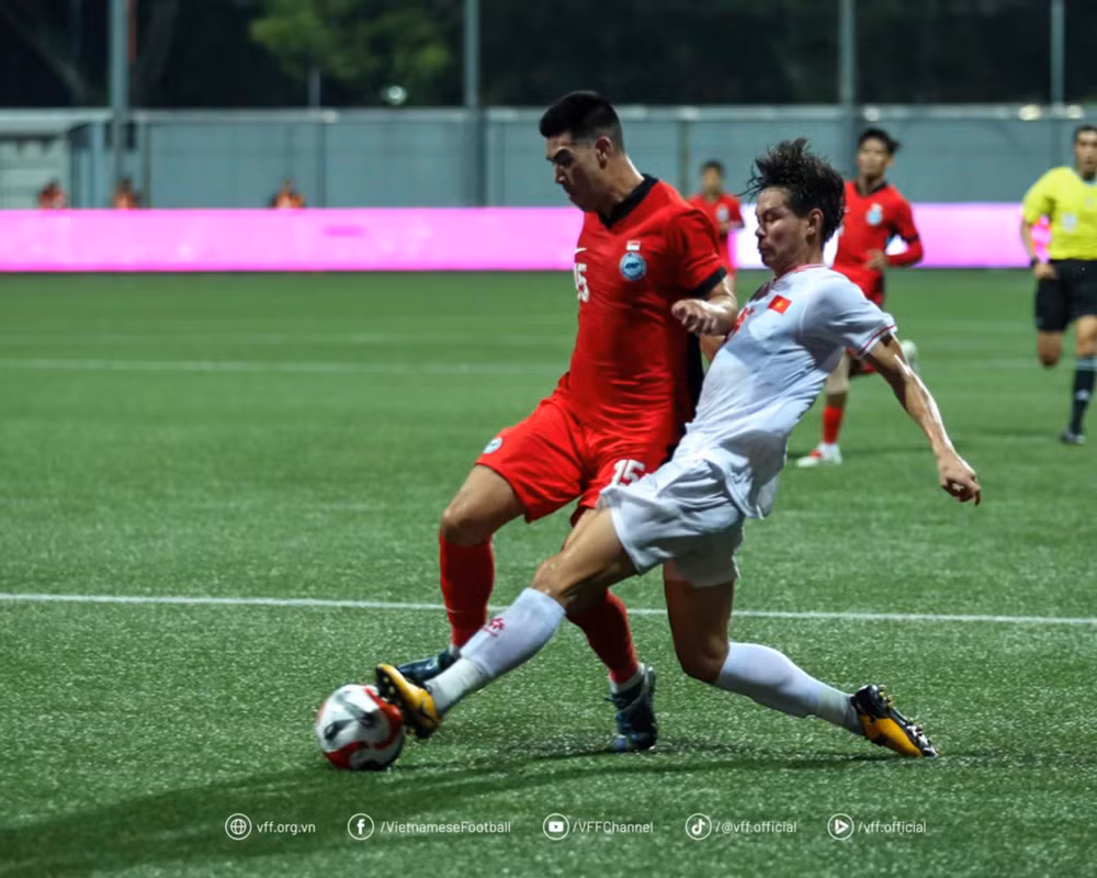 viet-nam-vs-singpore-17.jpg