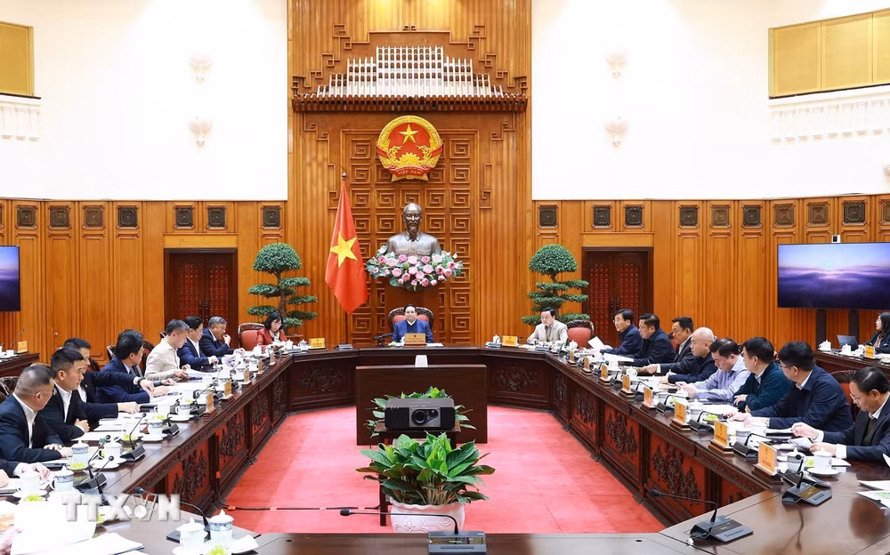 ttxvn-thu-tuong-chu-tri-hop-ve-du-an-duong-ket-noi-san-bay-gia-binh-bac-ninh-voi-ha-noi-2302-1.jpg
