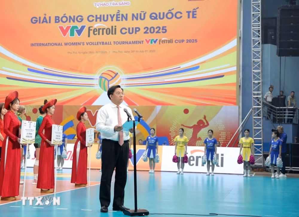 ttxvn-khai-mac-giai-bong-chuyen-nu-quoc-te-vtv-ferroli-cup-nam-2025-2806-2.jpg