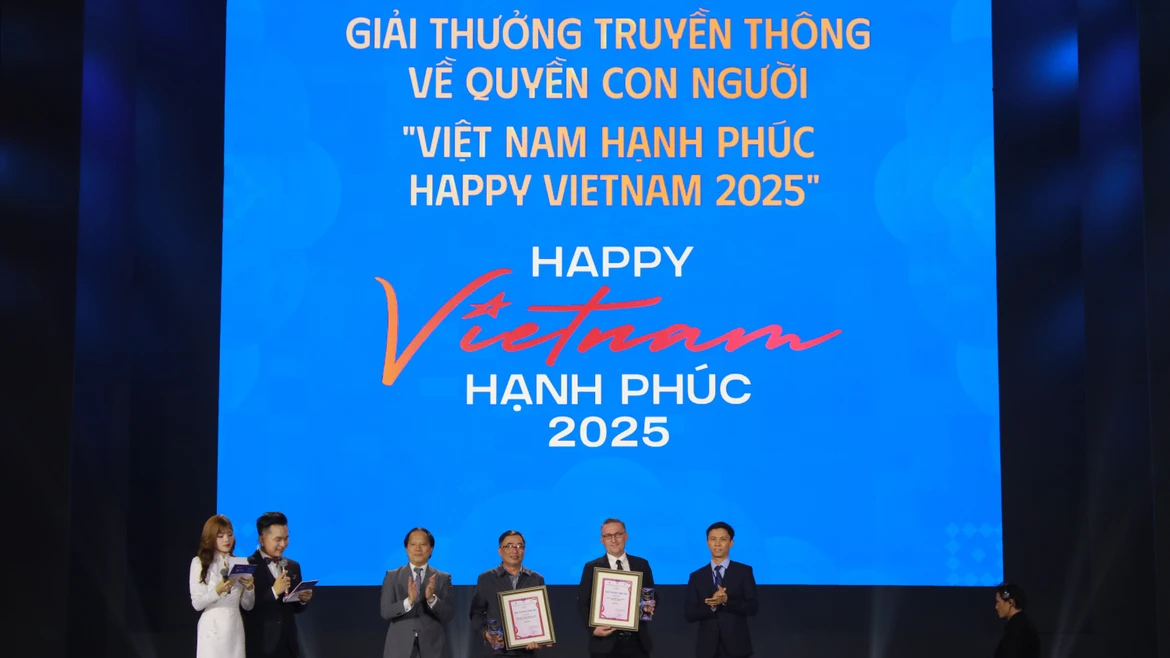 Toàn cảnh Giải thưởng Truyền thông về Quyền con người - Happy Vietnam 2025
