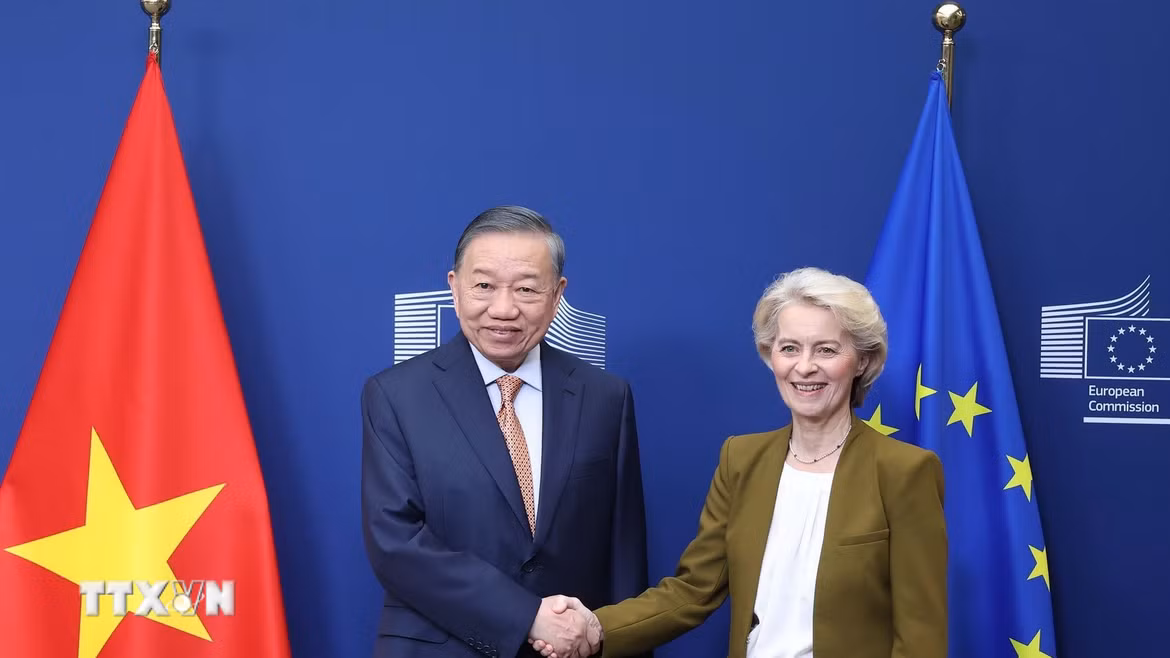 Tổng Bí thư, Chủ tịch nước Tô Lâm gặp Chủ tịch Ủy ban châu Âu Ursula von der Leyen. (Ảnh: Thống Nhất/TTXVN)