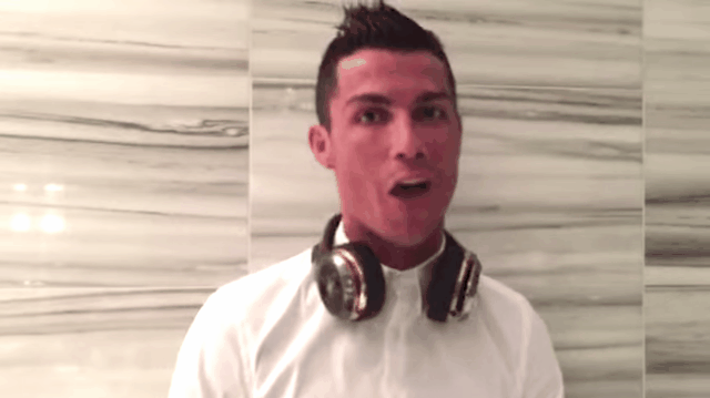 Thanh Bùi sánh vai cùng Cristiano Ronaldo, Jennifer Lopez trong MV mới ảnh 4