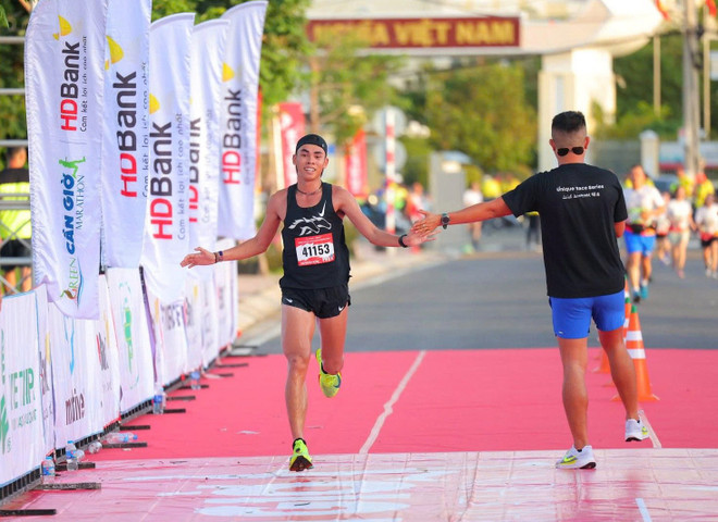 hnh4hu7923nhanhkhichnch7841y2734327907cm7879nhdanhlquiv7853tlngch7841yb7897s7869tixu7845t2734327901ng273uahdbankgreenmarathon2025-1758184605339.jpg