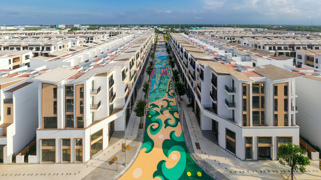 Tuyến phố đi bộ Millennia Journey đang được hoàn thiện. Đây là một trong hai hạng mục điểm nhấn sẽ được khai trương tại đại nhạc hội ngày 9/8 tới đây. 1-4108.jpg