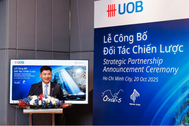 Ông Paul Kim – Giám đốc Khối Dịch vụ Tài chính Cá nhân, Ngân hàng UOB Việt Nam phát biểu tại sự kiện. (Ảnh: Vietnam+) 2-1582.png