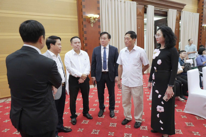 ប្រតិភូចូលរួមវេទិកាធនធានមនុស្សរបស់ធនាគារក្នុងការប្រឈមមុខនឹងបច្ចេកវិទ្យា។ (រូបថត៖ Vietnam+) diendan12.jpg