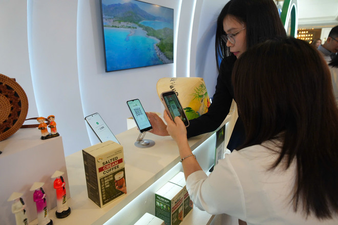 Từ hôm nay 3/4, hơn 1 tỷ người Trung Quốc dùng Alipay dễ dàng thanh toán tại Việt Nam. (Ảnh: Vietnam+) fb07aa51-a4b4-470c-852c-934a29eb161c.jpg