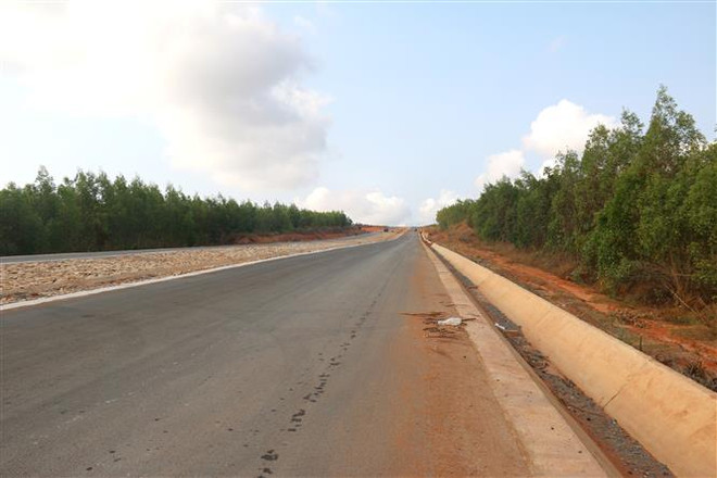 Bình Thuận: Kỷ luật cán bộ lãnh đạo liên quan sai phạm đất đai ảnh 1