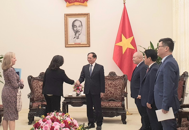 ttxvn_bui thanh son Manuela (1).jpg