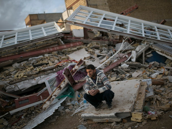 Hàng loạt trận động đất xảy ra tại Nga, Iran và Philippines ảnh 1