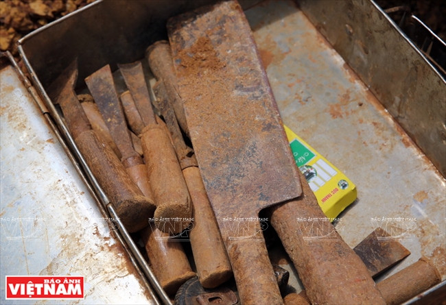 Chiêm ngưỡng những tuyệt tác nghệ thuật bằng đá ong xứ Đoài ảnh 8