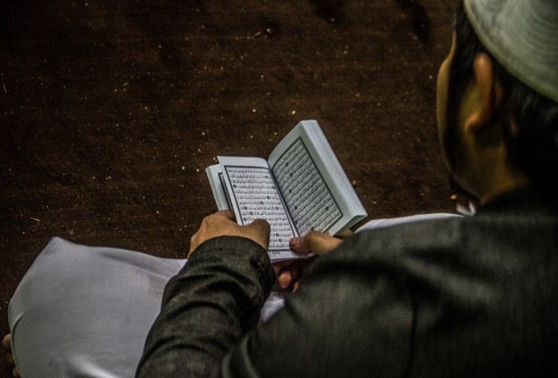 Ai Cập tuyên bố loại bỏ các ấn phẩm của MB tại các thánh đường ảnh 1