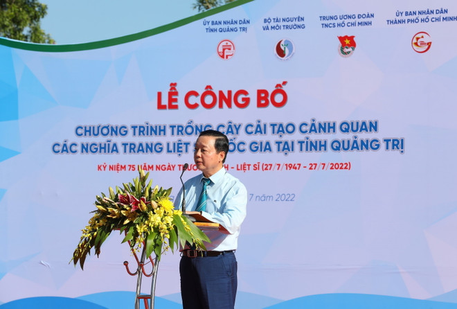 Quảng Tri: Trồng cây xanh cải tạo cảnh quan ở các nghĩa trang liệt sỹ ảnh 2