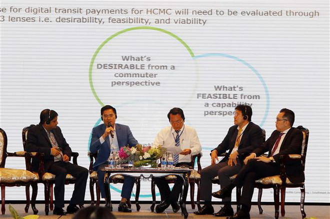 Thí điểm thanh toán thẻ không tiếp xúc trong giao thông công cộng ảnh 1