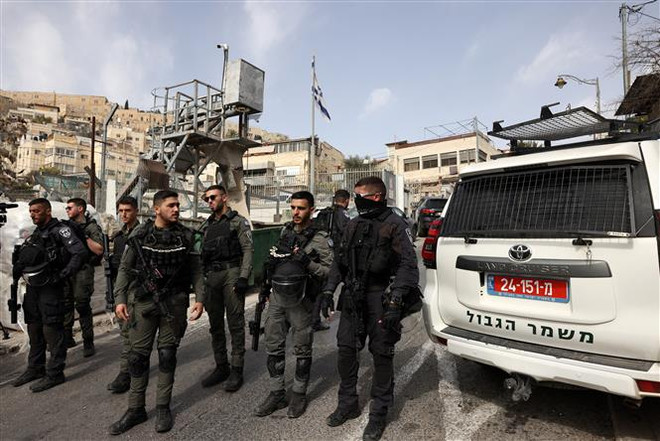 Trung Quốc, EU kêu gọi Israel và Palestine ngăn chặn bạo lực ảnh 1