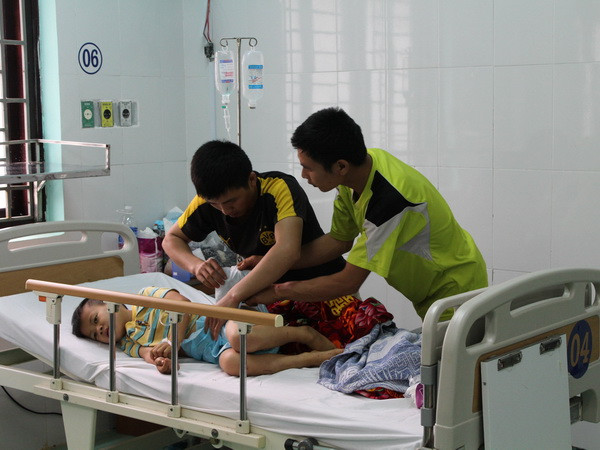 Điều tra nguyên nhân 2 cháu bé bị ngộ độc thực phẩm tại Đắk Nông ảnh 1