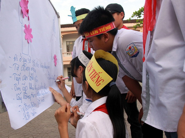 Chung tay hành động để bảo vệ trẻ em khỏi bạo hành, xâm hại ảnh 1