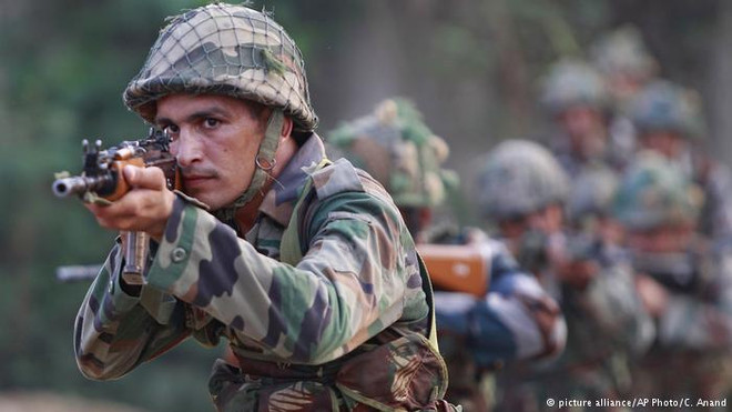 Các tay súng tại Pakistan bắt hơn 200 học viên cảnh sát làm con tin ảnh 1