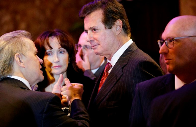 2 thành viên chiến dịch tranh cử Tổng thống Trump bị quản thúc tại gia ảnh 1