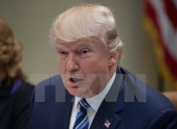 Tổng thống Mỹ Trump sẽ ban hành sắc lệnh nhập cư mới vào tuần tới ảnh 1