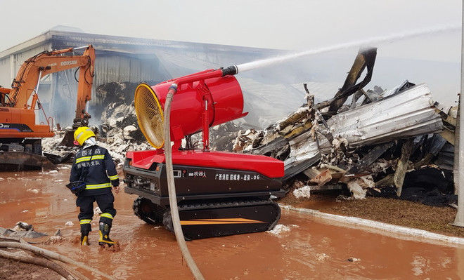 Dự kiến đến đêm mới dập được đám cháy Nhà máy sợi Texhong-Ngân Long ảnh 2