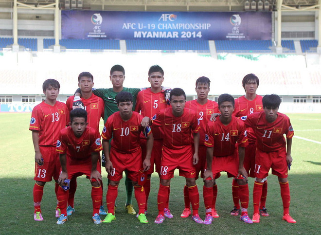 [Photo] U19 Việt Nam thi đấu quật cường trước Nhật Bản ảnh 1