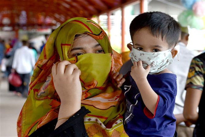 Nghiên cứu: Đeo khẩu trang y tế là cách phòng COVID-19 hiệu quả nhất ảnh 1