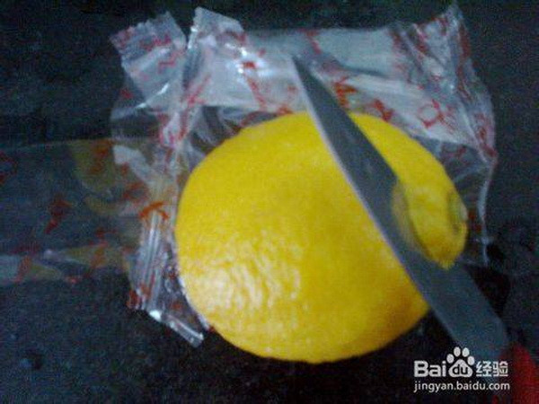 Hành khách giấu dao vào búi tóc khi lên máy bay... để gọt hoa quả ảnh 3