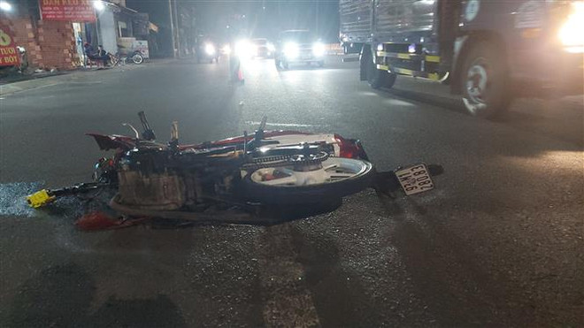 Bình Phước: Xe máy đi tốc độ cao gây tai nạn liên hoàn, 1 người chết ảnh 1