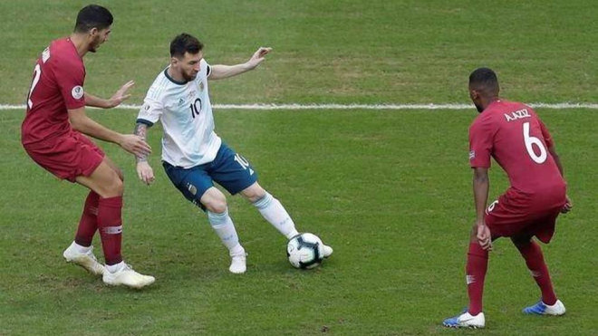 Lionel Messi công khai chê bai chất lượng sân tại Copa America ảnh 1