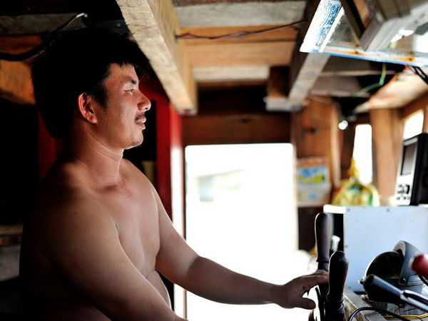 Hình ảnh ngư dân Việt Nam do Murayama Yasufumi chụp. (Ảnh do nhân vật cung cấp) Phóng viên Nhật bỏ tiền tổ chức triển lãm về ngư dân Hoàng Sa ảnh 2