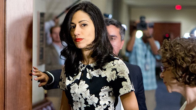 Huma Abedin. 10 biểu tượng sắc đẹp phụ nữ trên đấu trường chính trị ảnh 6
