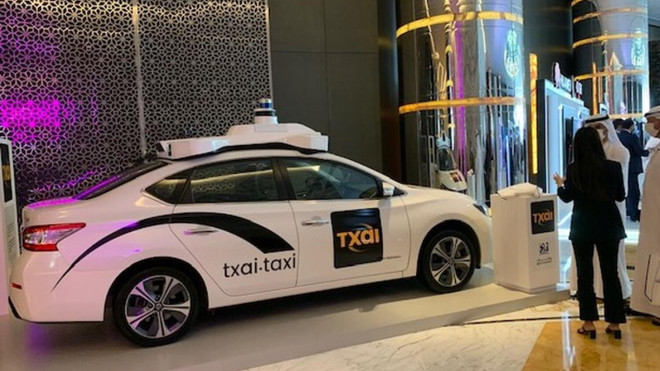 UAE 'trình làng' chiếc taxi hoàn toàn tự lái đầu tiên ảnh 1