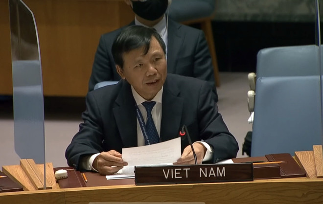 Đại sứ, Trưởng phái đoàn Việt Nam tại Liên hợp quốc Đặng Đình Quý. (Ảnh: Khắc Hiếu/TTXVN) Việt Nam ủng hộ nỗ lực hỗ trợ Iraq giải quyết các thách thức ảnh 2