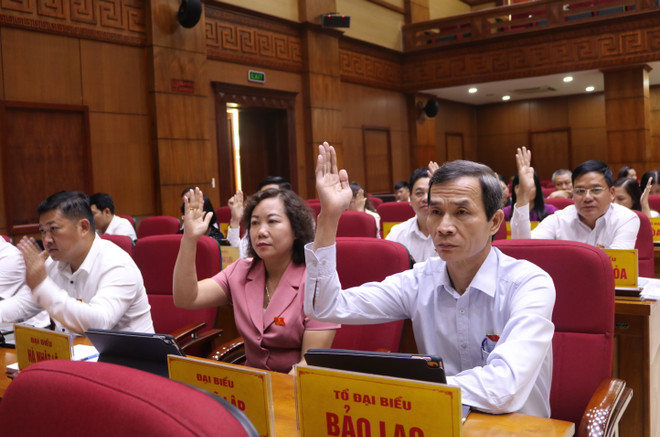 Cao Bằng thông qua nhiều nghị quyết quan trọng về phát triển KT-XH ảnh 2