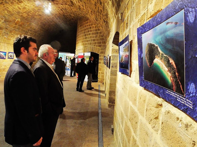 Triển lãm ảnh Biển-Đảo Việt Nam ở Cyprus nhận được sự quan tâm lớn ảnh 1